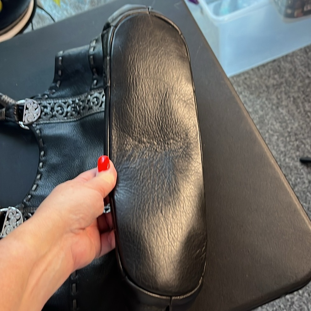 BRIGHTON Black Leather Shoulder Bag - Picture 7 of 10